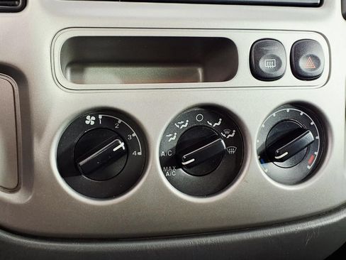 Used 2003 Ford Escape XLT FWD image 21