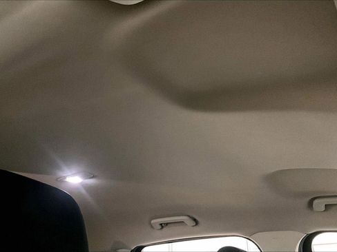 Used 2017 Ford Escape SE image 21