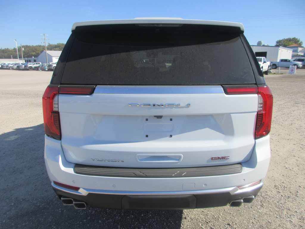 New 2027 GMC Yukon Denali AWD/4WD image 5