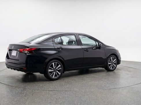 Used 2025 Nissan Versa SV FWD image 9