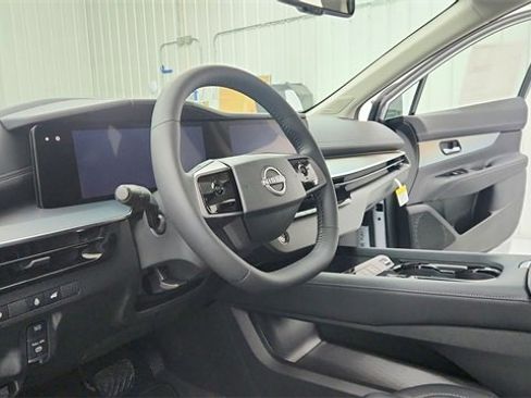 New 2025 Nissan Murano SL image 18