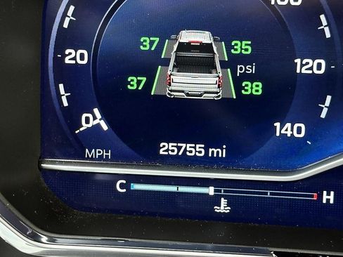 Used 2023 Chevrolet Silverado 1500 LT image 19