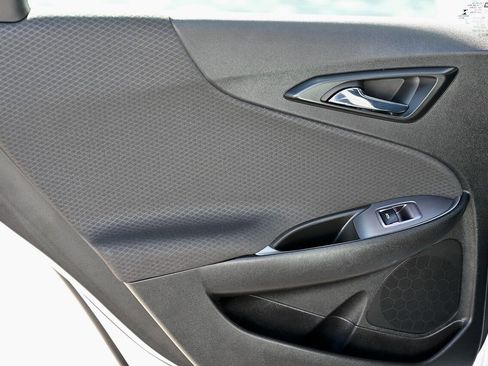 Used 2021 Chevrolet Malibu LS w/ Driver Confidence Package II image 11