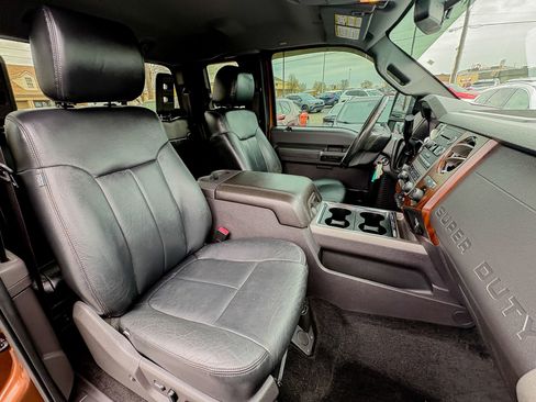 Used 2012 Ford F250 Lariat w/ Chrome Pkg image 26