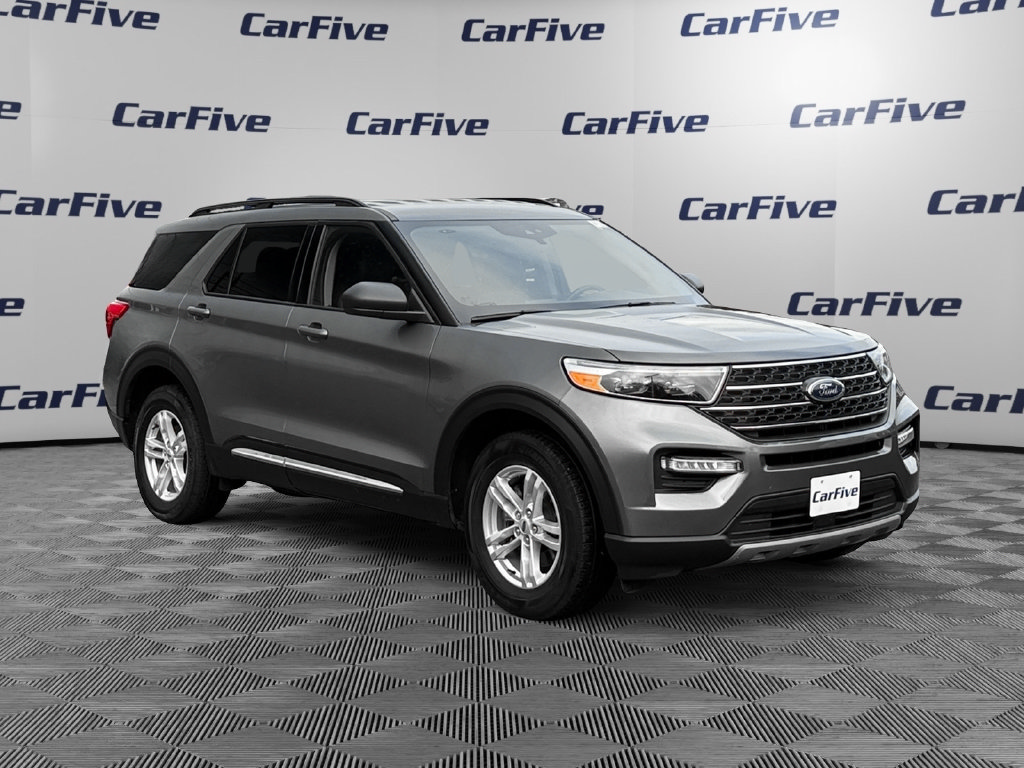 Used 2023 Ford Explorer XLT w/ Equipment Group 202A AWD/4WD image 8