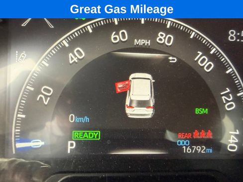 Used 2025 Toyota RAV4 XSE AWD/4WD image 20