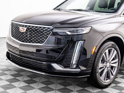 New 2025 Cadillac XT6 Premium Luxury image 33