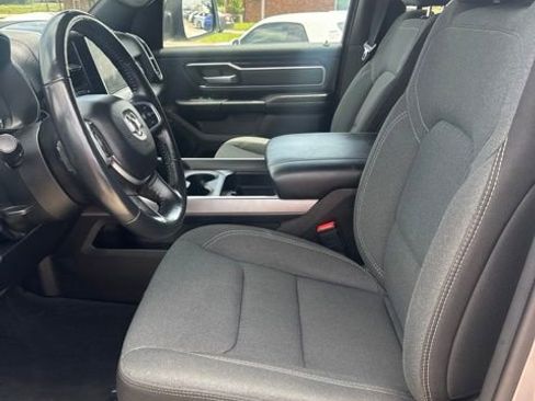 Used 2022 RAM 1500 Big Horn AWD/4WD image 5