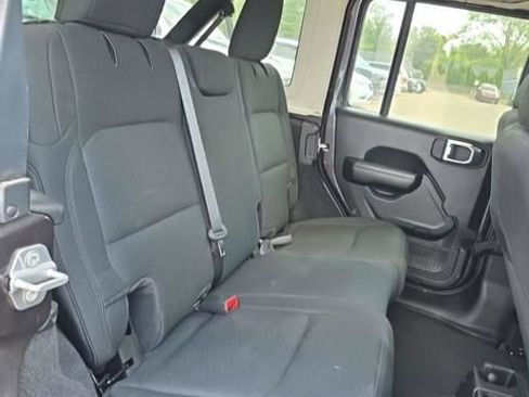 Used 2021 Jeep Wrangler Unlimited Sport AWD/4WD image 12