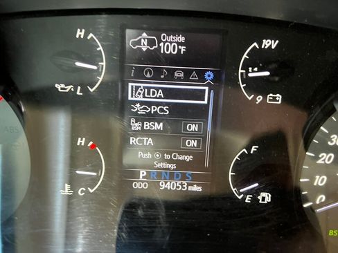 Used 2019 Toyota Sequoia Platinum w/ Carpet Mat Package (TMS) AWD/4WD image 49