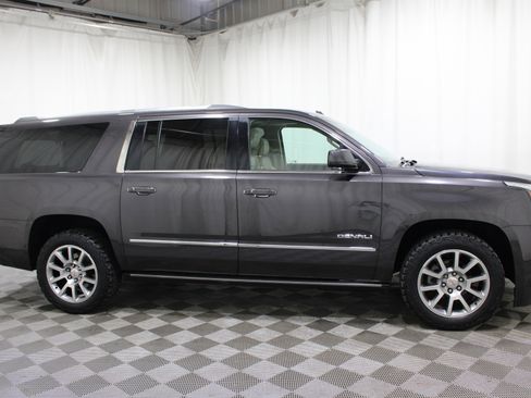 Used 2017 GMC Yukon XL Denali w/ Open Road Package image 36