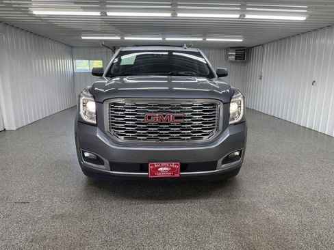 Used 2020 GMC Yukon XL Denali w/ Open Road Package AWD/4WD image 3