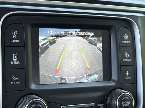 Used 2024 RAM 1500 Classic SLT RWD image 31
