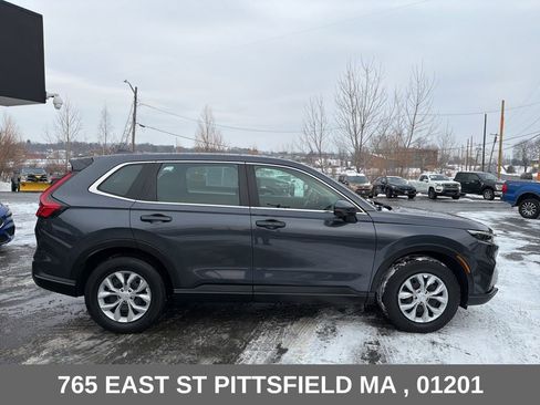 Used 2023 Honda CR-V LX image 8
