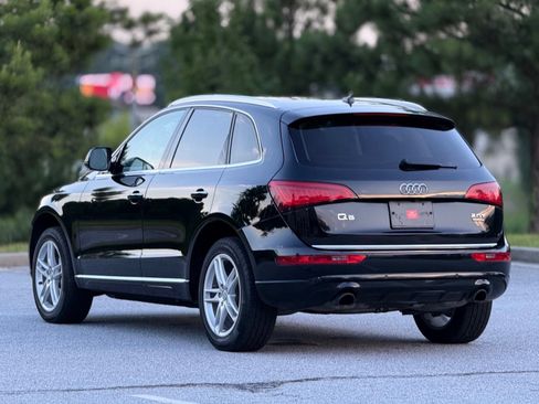 Used 2016 Audi Q5 2.0T Premium Plus w/ Technology Package AWD/4WD image 10