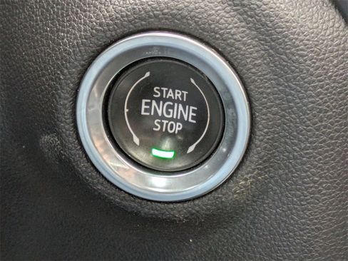 Used 2021 GMC Sierra 1500 SLT w/ SLT Convenience Package image 28