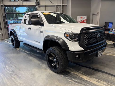 Used 2020 Toyota Tundra SR5 w/ TRD Off-Road Package AWD/4WD image 1