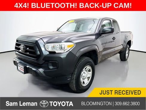 Used 2020 Toyota Tacoma SR image 3