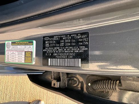 Used 2025 Hyundai Elantra SEL FWD image 32