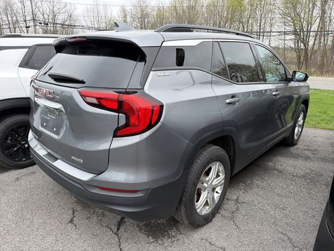 Used 2020 GMC Terrain SLE w/ Driver Convenience Package AWD/4WD image 7