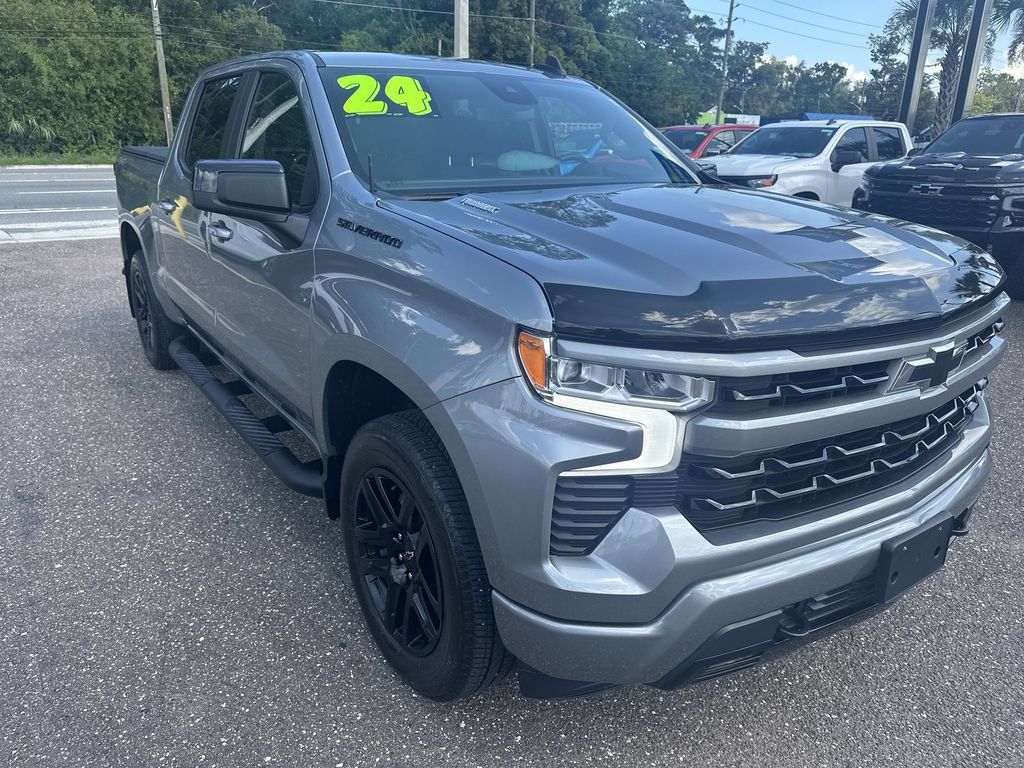 Used 2024 Chevrolet Silverado 1500 RST AWD/4WD image 10