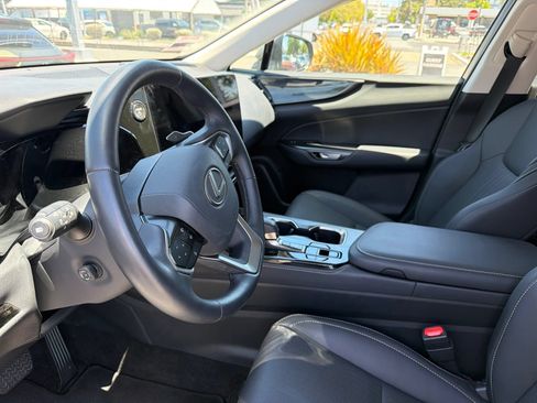 Used 2025 Lexus NX 350h AWD w/ Cold Area Package image 6