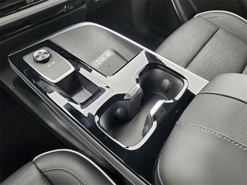 New 2025 Buick Enclave Sport Touring w/ Super Cruise Package image 15