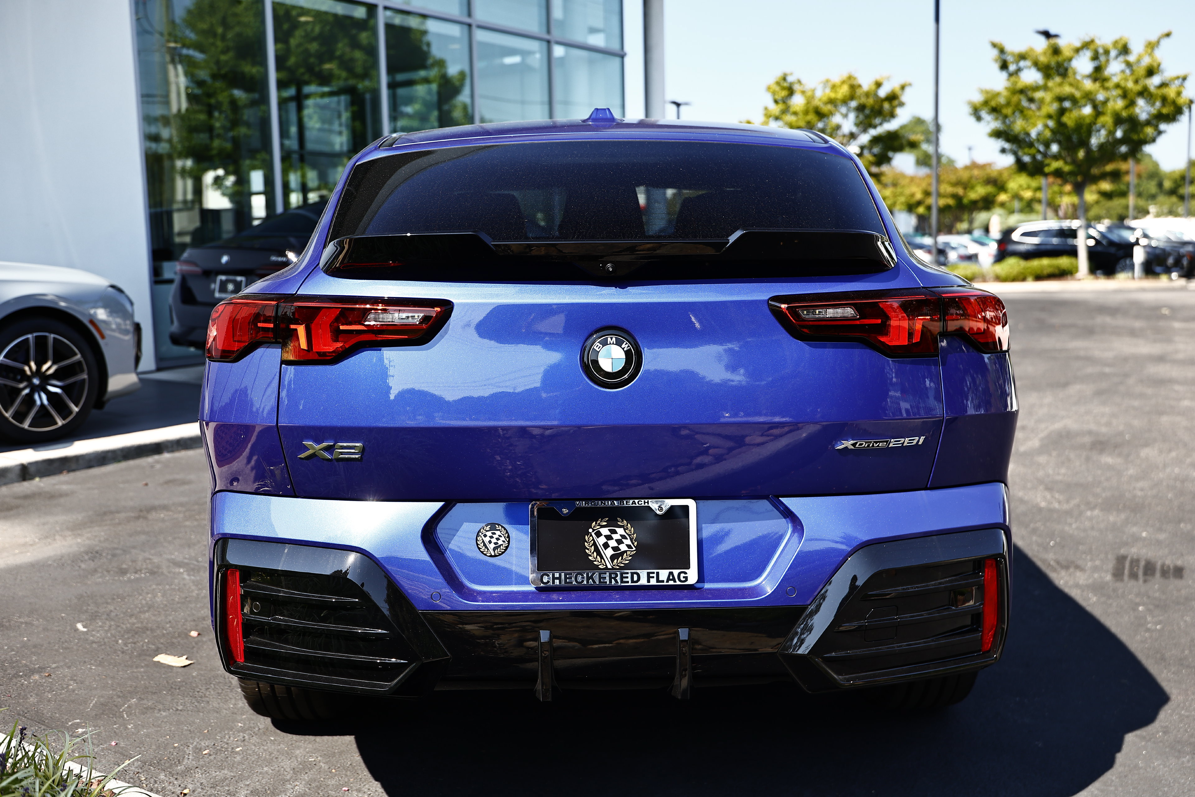 New 2027 BMW X2 xDrive28i w/ Technology Package AWD/4WD image 7