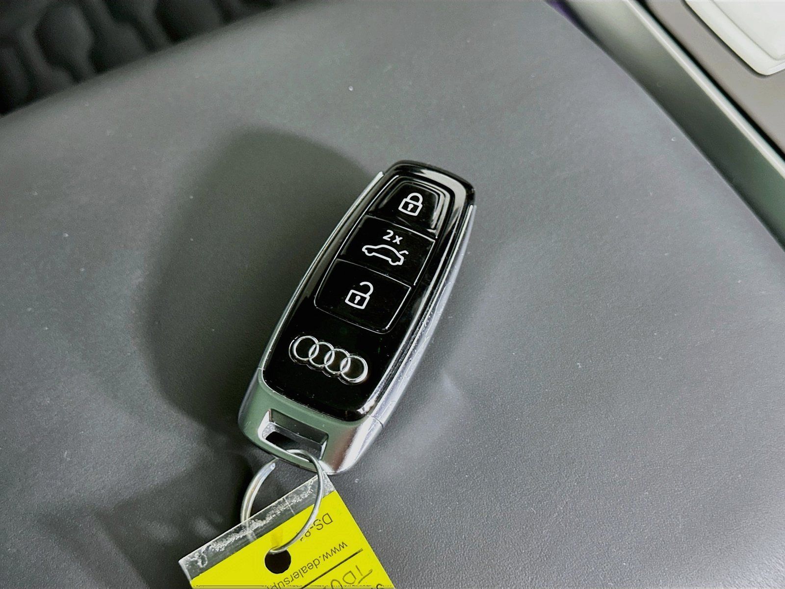 Used 2026 Audi RS Q8 performance AWD/4WD image 46