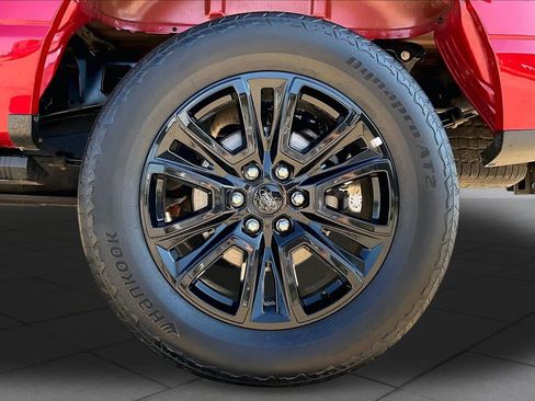 Used 2025 Ford F150 Platinum w/ FX4 Off-Road Package AWD/4WD image 10