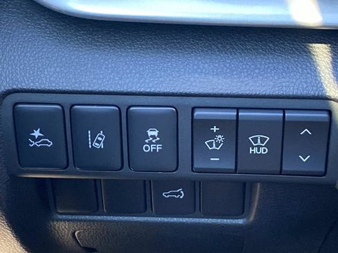 New 2026 Mitsubishi Eclipse Cross SEL image 16