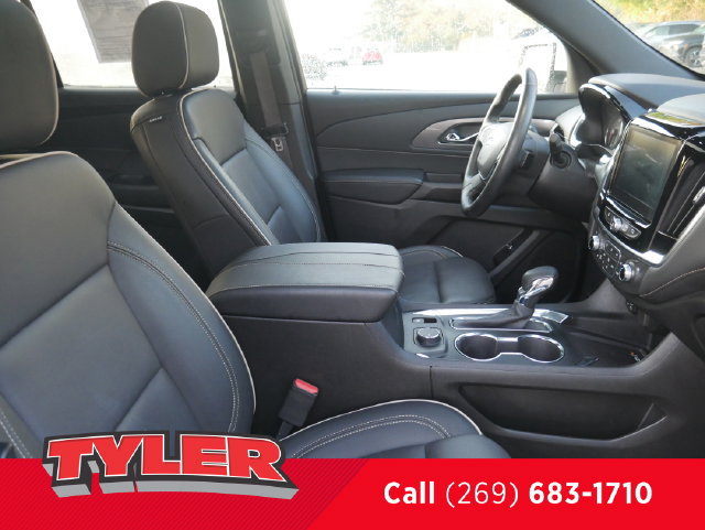 Used 2023 Chevrolet Traverse Premier w/ LPO, Floor Liner Package FWD image 37