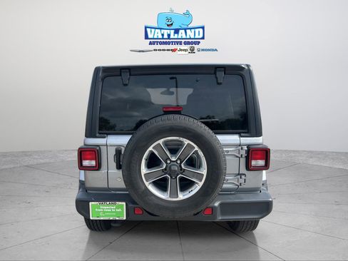 Certified 2020 Jeep Wrangler Unlimited Sahara image 4