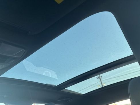 Used 2018 Hyundai Elantra GT Sport w/ Sport Tech Package 04 image 8