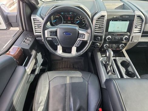 Used 2016 Ford F150 Platinum w/ Equipment Group 701A Luxury image 12