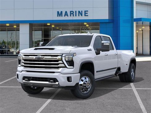 New 2026 Chevrolet Silverado 3500 High Country w/ High Country Premium Package image 6