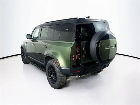 New 2026 Land Rover Defender 110 S image 29