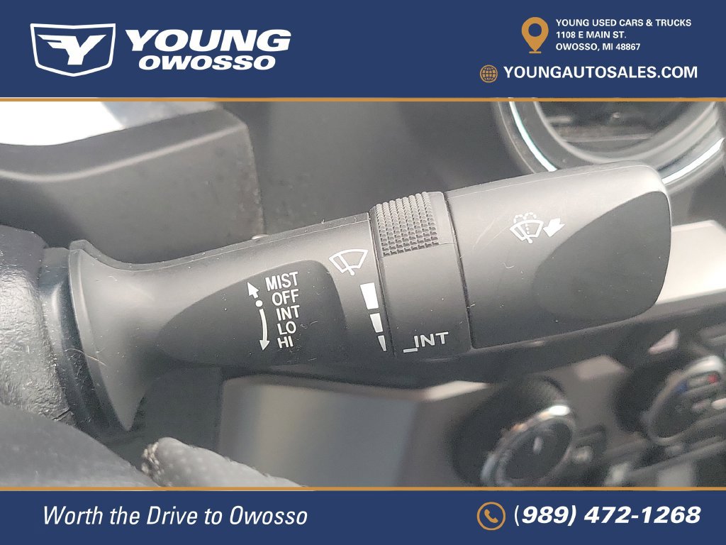 Used 2021 Toyota Tacoma SR5 AWD/4WD image 17