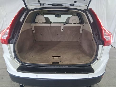 Used 2011 Volvo XC60 T6 image 28