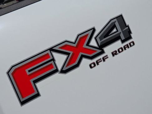 New 2026 Ford F250 XLT w/ XLT Premium Package AWD/4WD image 10
