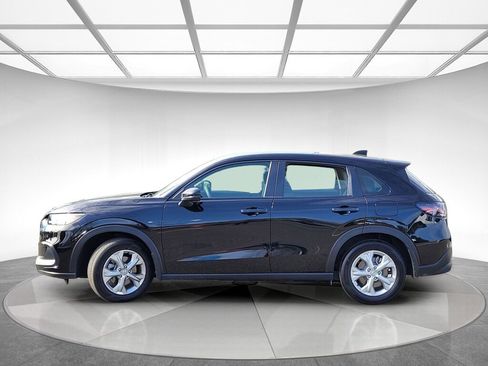 Certified 2025 Honda HR-V LX image 6