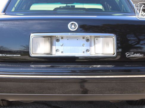 Used 1999 Cadillac De Ville Concours image 37