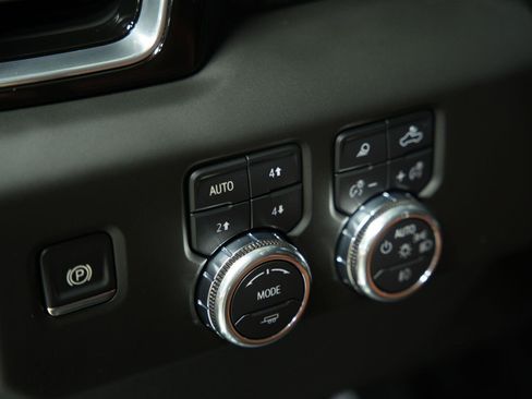 Certified 2025 GMC Sierra 1500 Denali Ultimate AWD/4WD image 47