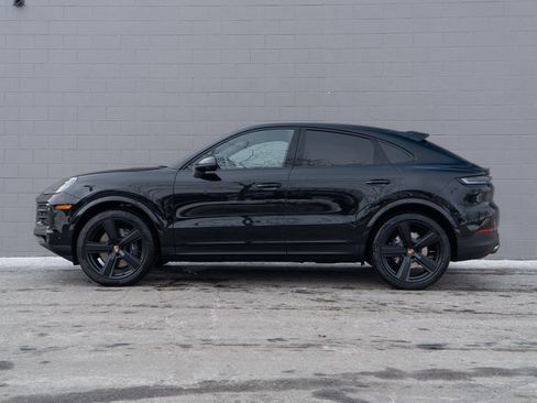New 2026 Porsche Cayenne Coupe image 2