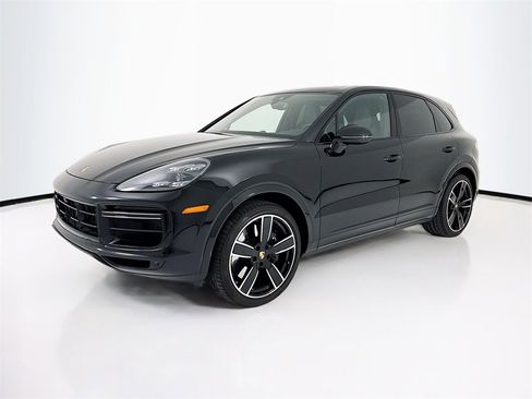 Used 2023 Porsche Cayenne Turbo image 1