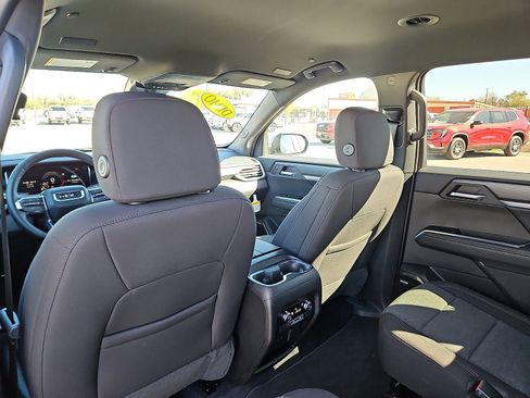 New 2026 GMC Acadia Elevation image 9