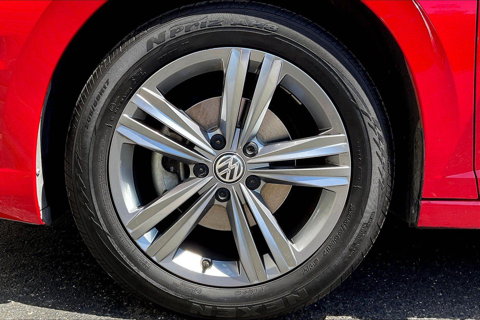 Used 2019 Volkswagen Jetta R-Line FWD image 8
