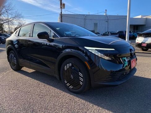 New 2026 Nissan Leaf w/ Illuminated Package image 7