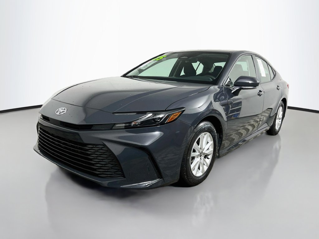 Used 2025 Toyota Camry LE w/ Convenience Package FWD image 7