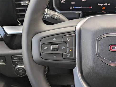 New 2026 GMC Sierra 1500 Elevation image 17